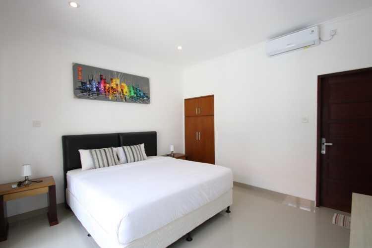 Villa Positano Seminyak Buitenkant foto